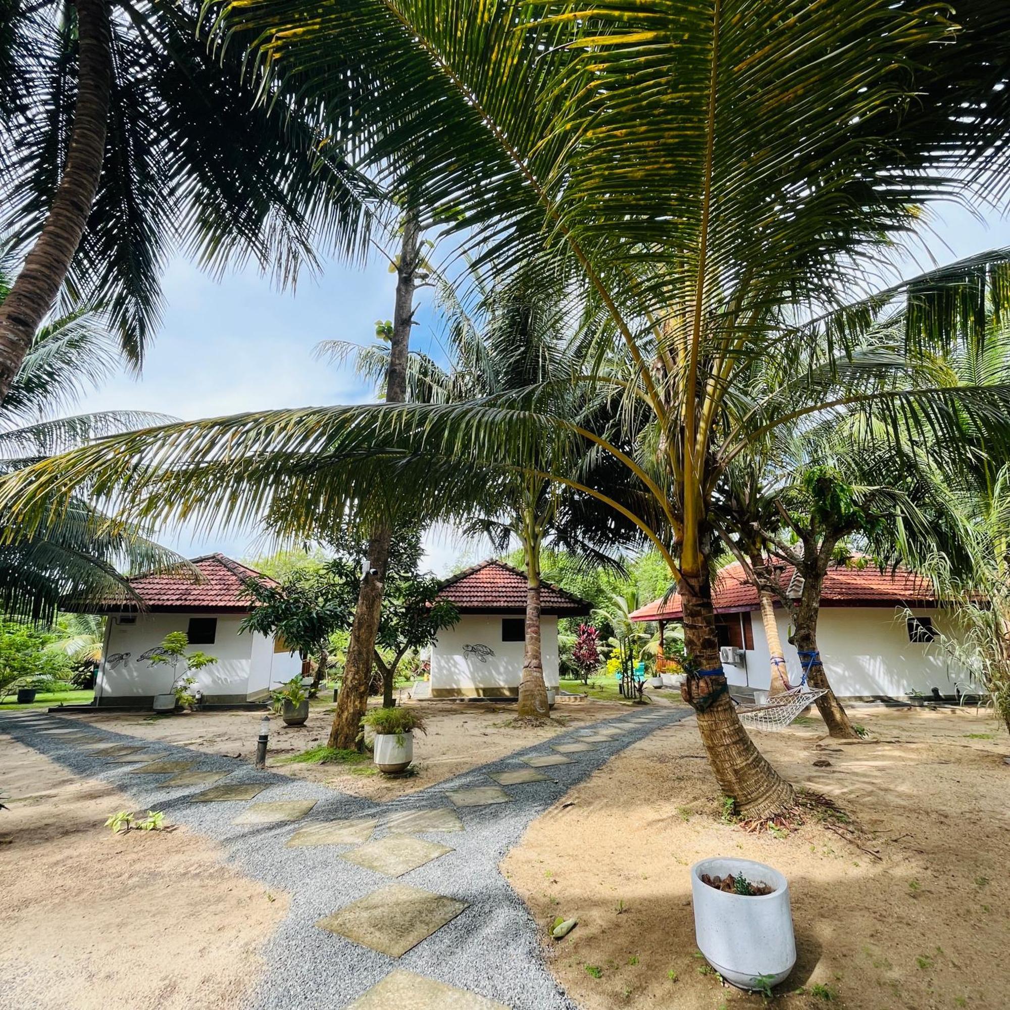 Hanguk Lanka Lagoon Villa 坦加拉 外观 照片