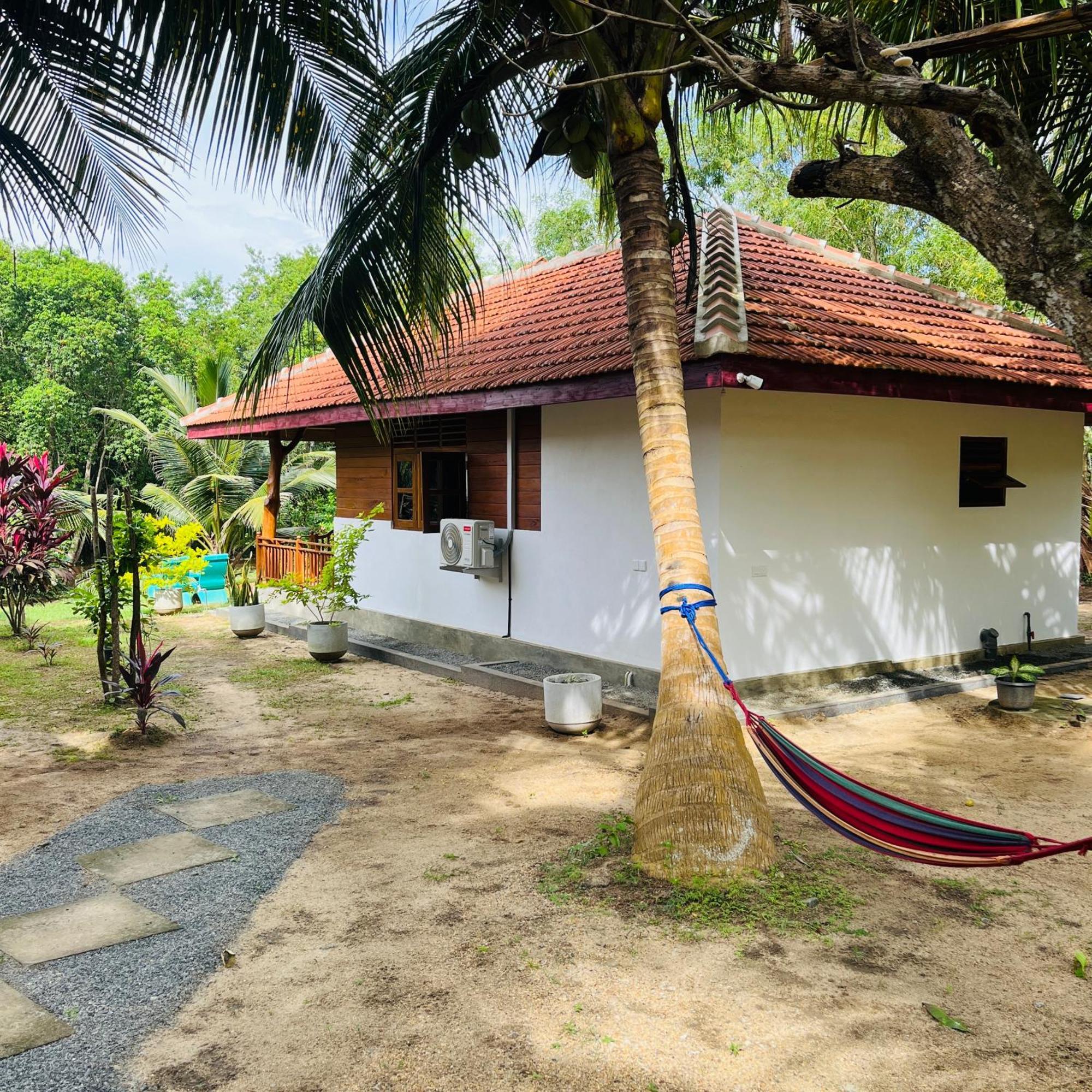 Hanguk Lanka Lagoon Villa 坦加拉 外观 照片