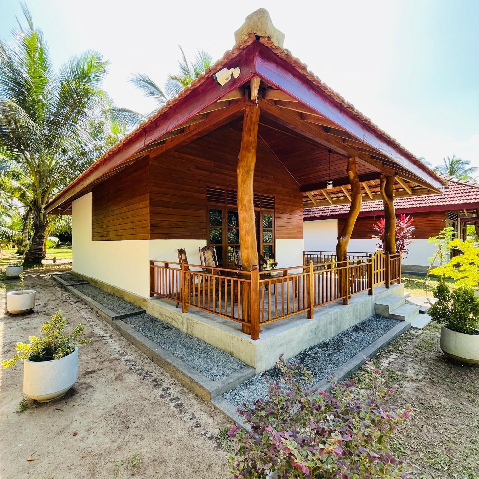 Hanguk Lanka Lagoon Villa 坦加拉 外观 照片
