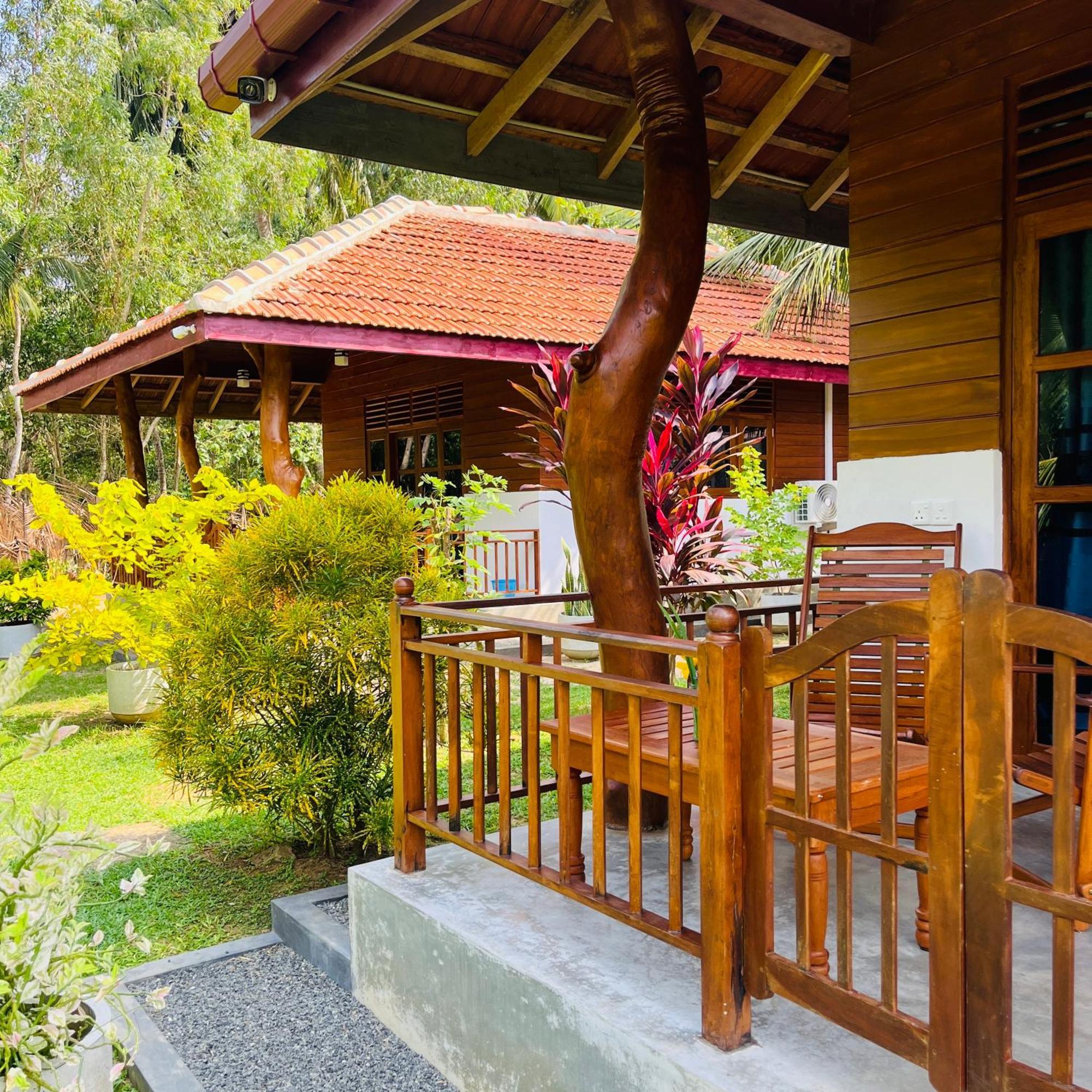 Hanguk Lanka Lagoon Villa 坦加拉 外观 照片