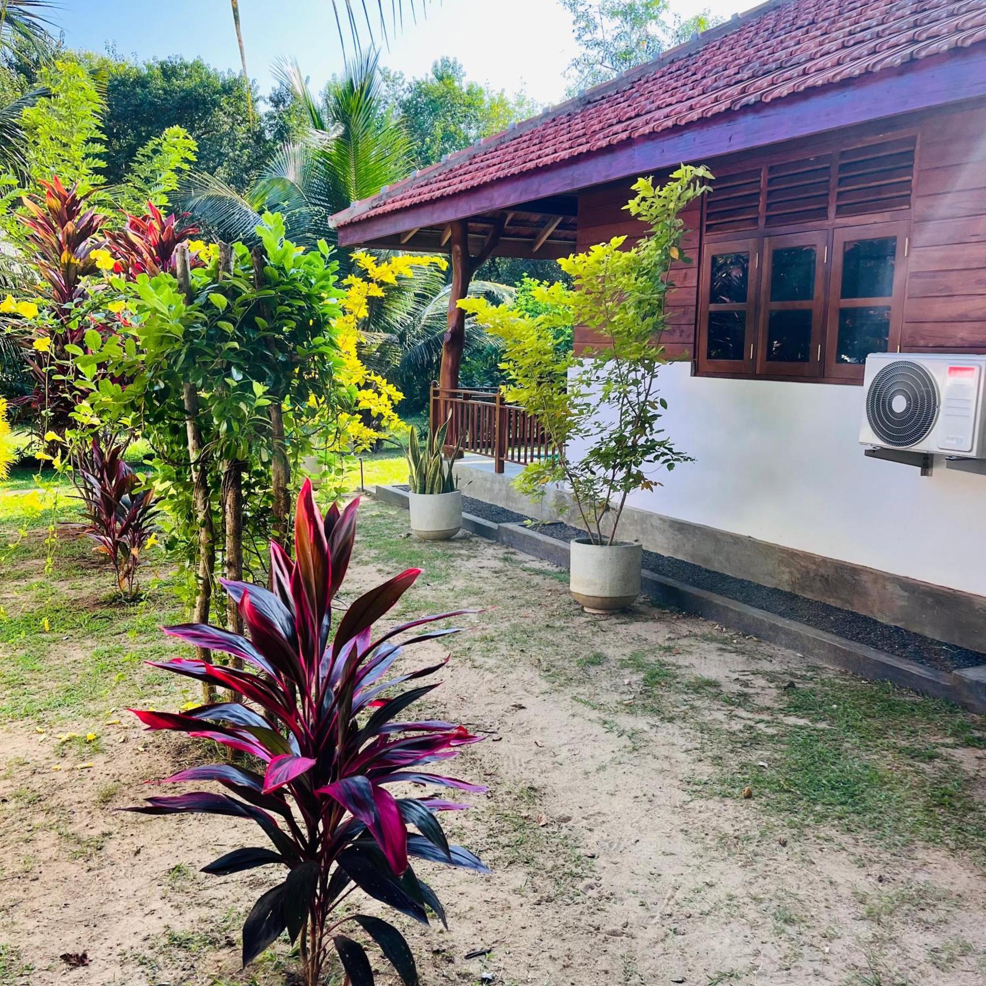 Hanguk Lanka Lagoon Villa 坦加拉 外观 照片