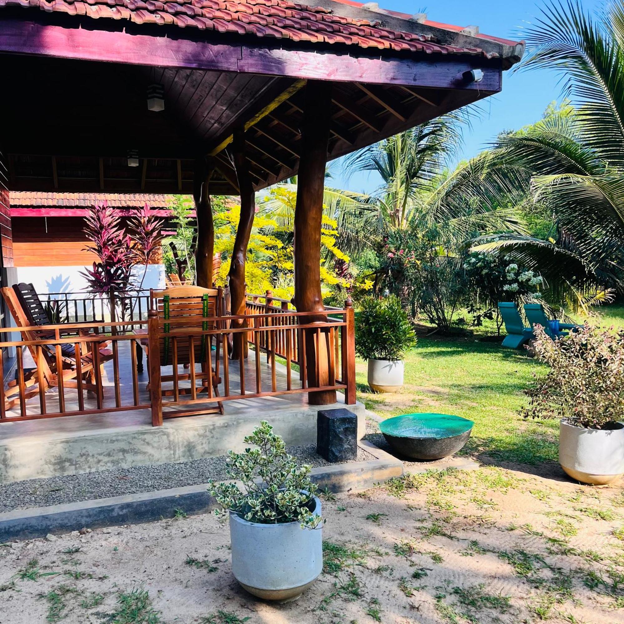 Hanguk Lanka Lagoon Villa 坦加拉 外观 照片